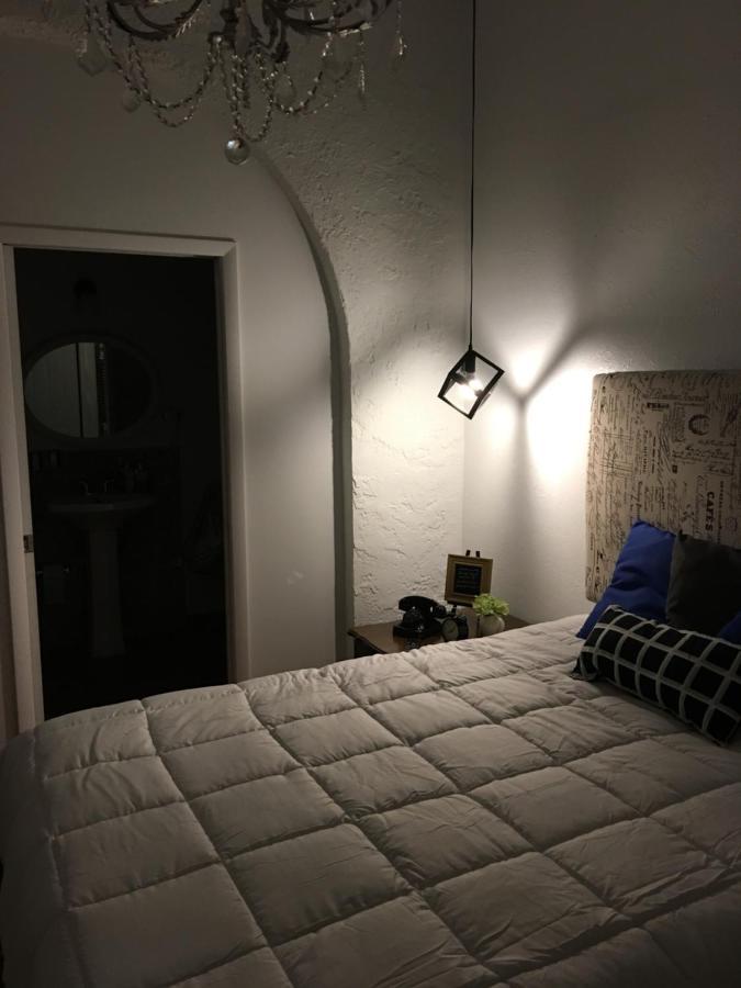 Private Loft In The Heart Of Little Havana Habitación en casa particular *