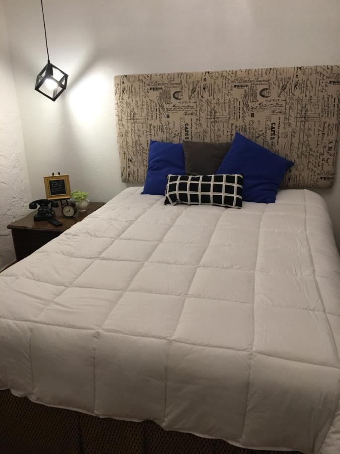 Private Loft In The Heart Of Little Havana Habitación en casa particular *